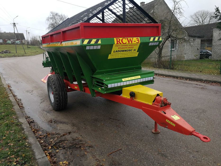 Piaskarka Pias rozsiewacz rcw3 posypywarka solarka /4t,5t,7t pronar/
