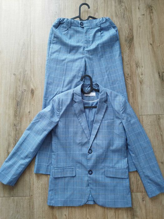 Garnitur w kratę Slim chłopiecy. Firmy Reserved.