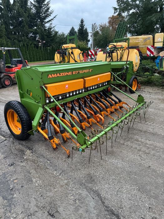 Siewnik Amazone D7 Super S  2.5m  Ścieżki  Sprowadzony  Stan bdb