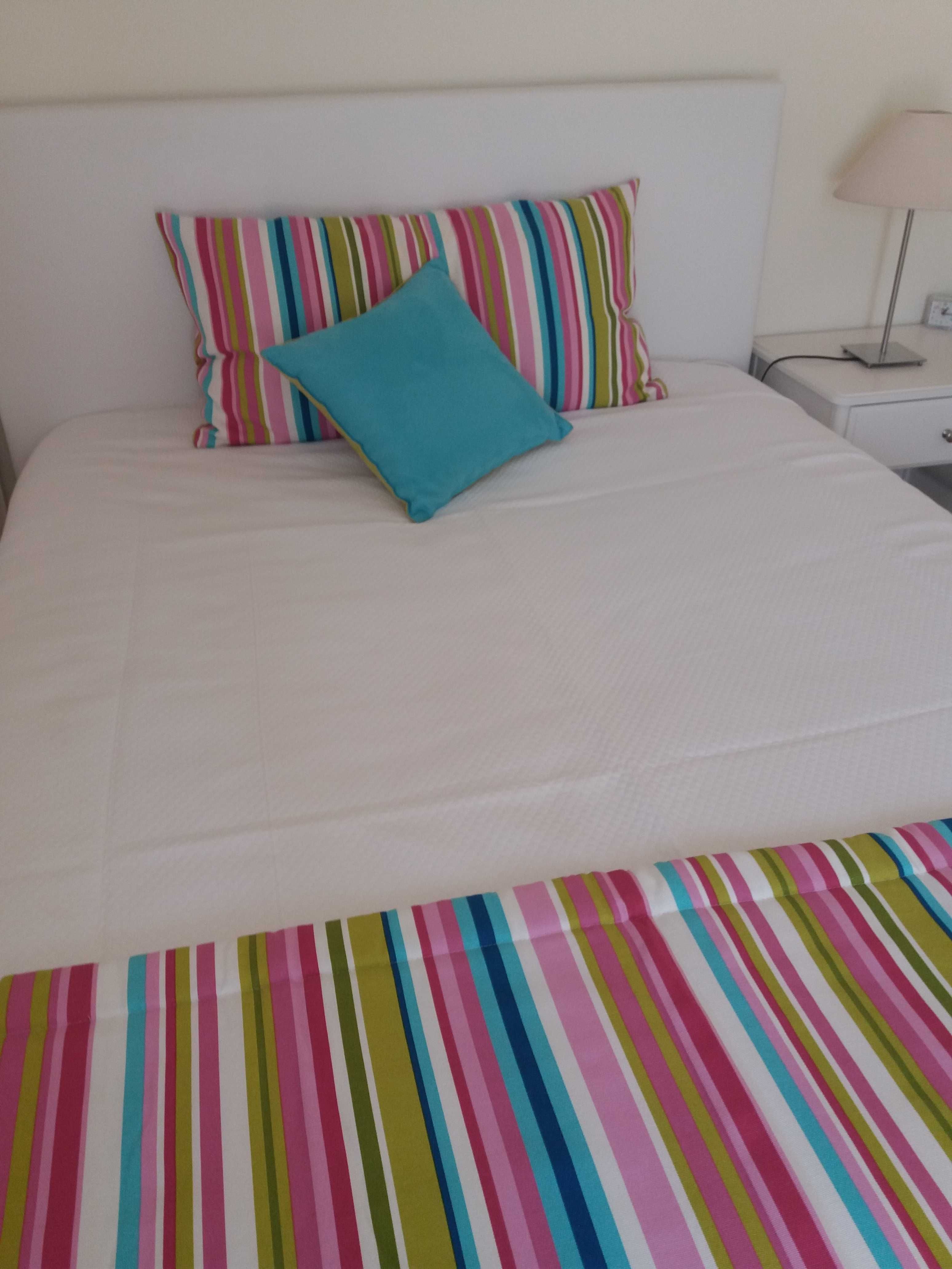 Colcha de cama casal + Almofada Suede
