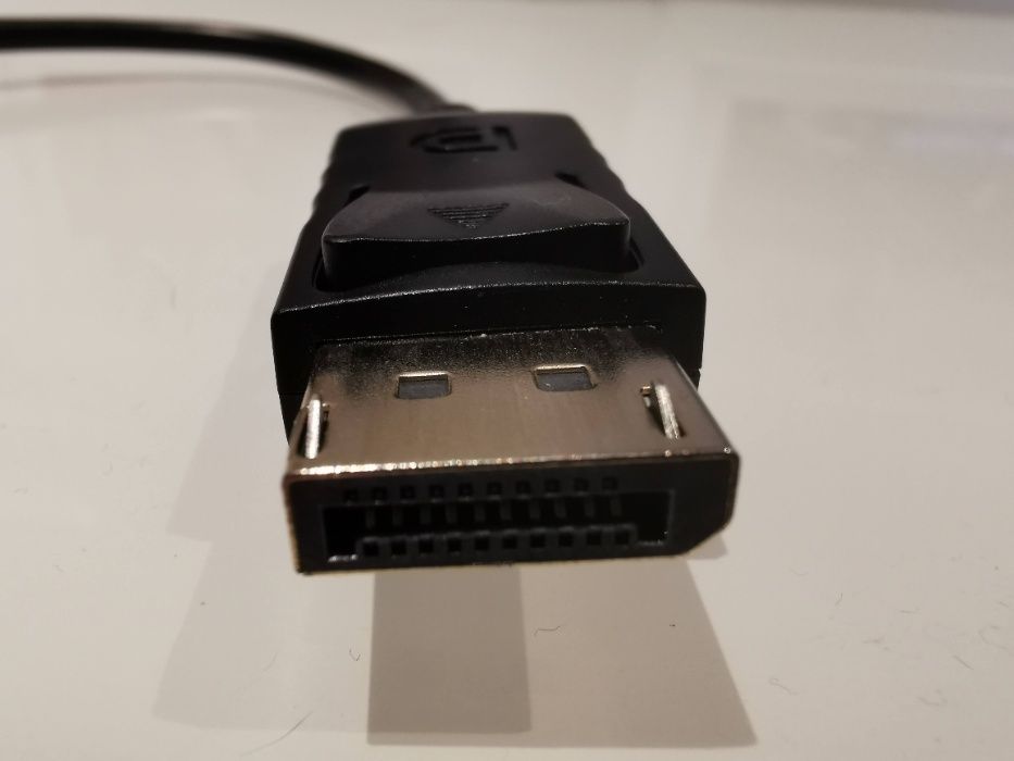 Cabo Display Port - HDMI