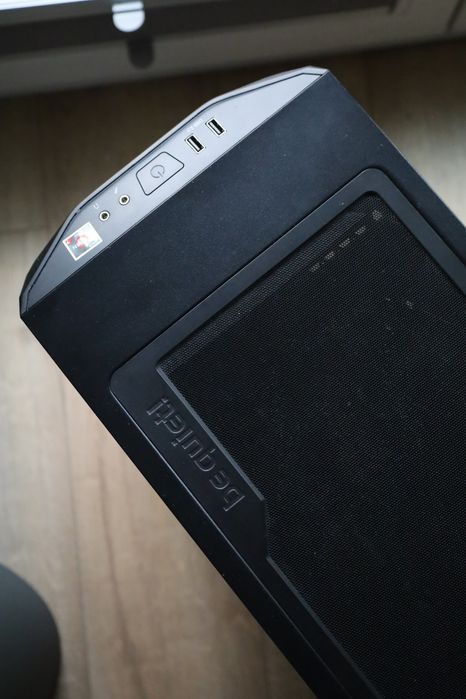 Komputer stacjonarny RX5700XT Ryzen 5800X3D 32GB DDR4 1TB SSD