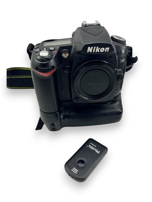 aparat Lustrzanka NIKON D90 body