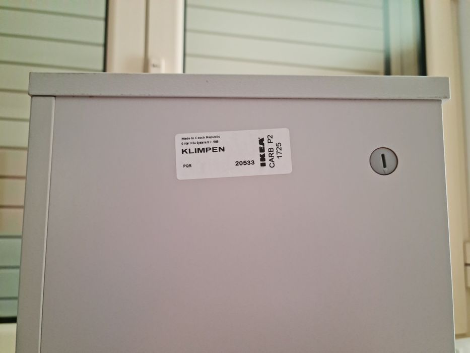 Vende apoio secretaria IKEA  cinza claro