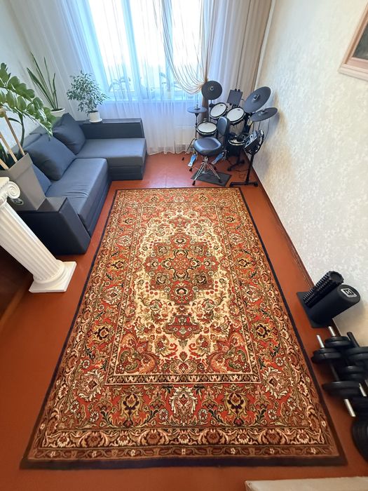 Продам 3 килими в хорошому стані