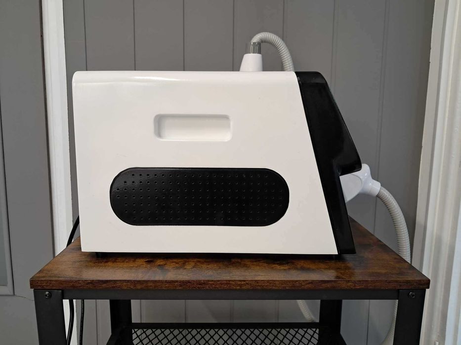 Laser pikosekundowy,  peeling węglowy, usuwanie tatuażu, odmładzanie