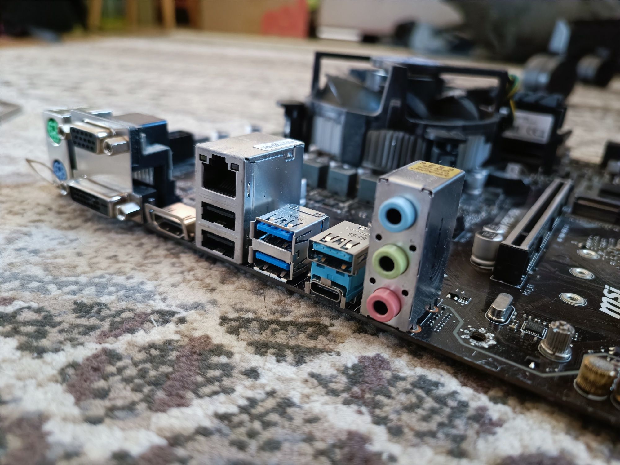 Intel core i5 8400 + MSI B360M PRO VDH + 16GB DDR4 2666MHz
