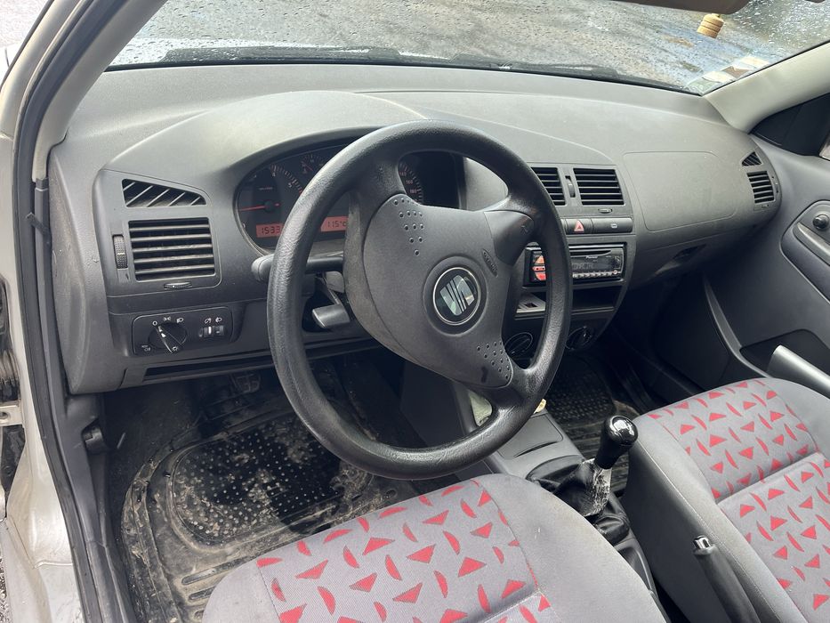 Seat cordoba 1.4 gasolina Ano 2002