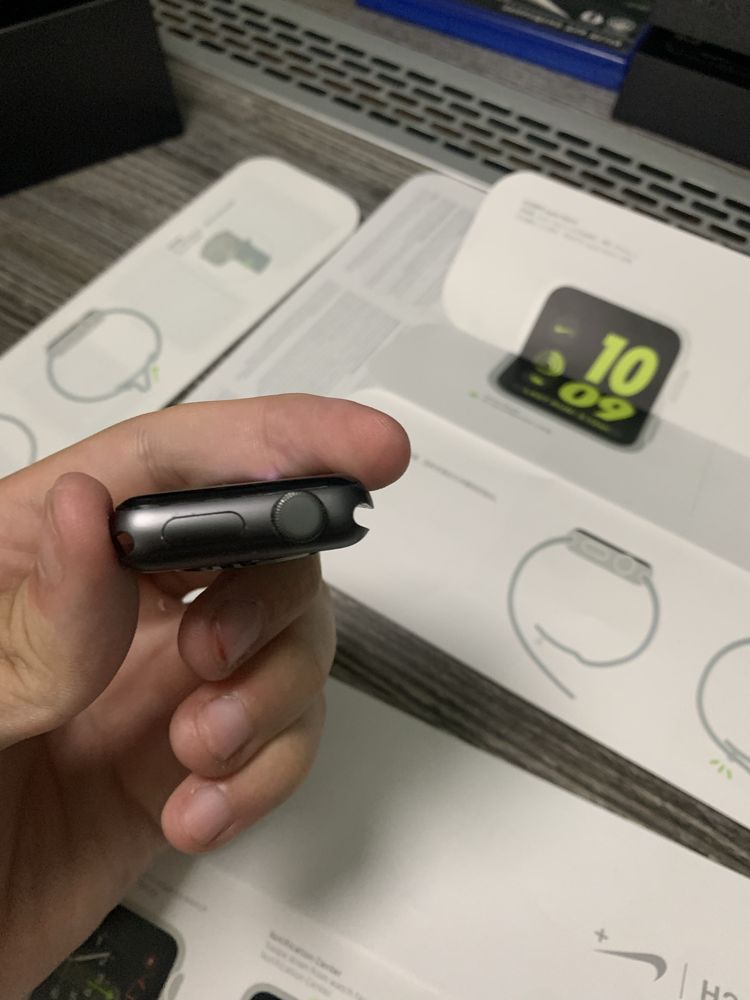 Apple watch Se Nike 4,4мм