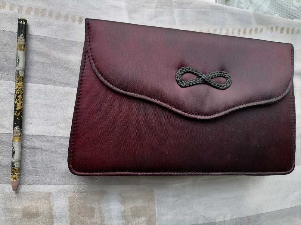 Bolsa de cerimónia bordeau