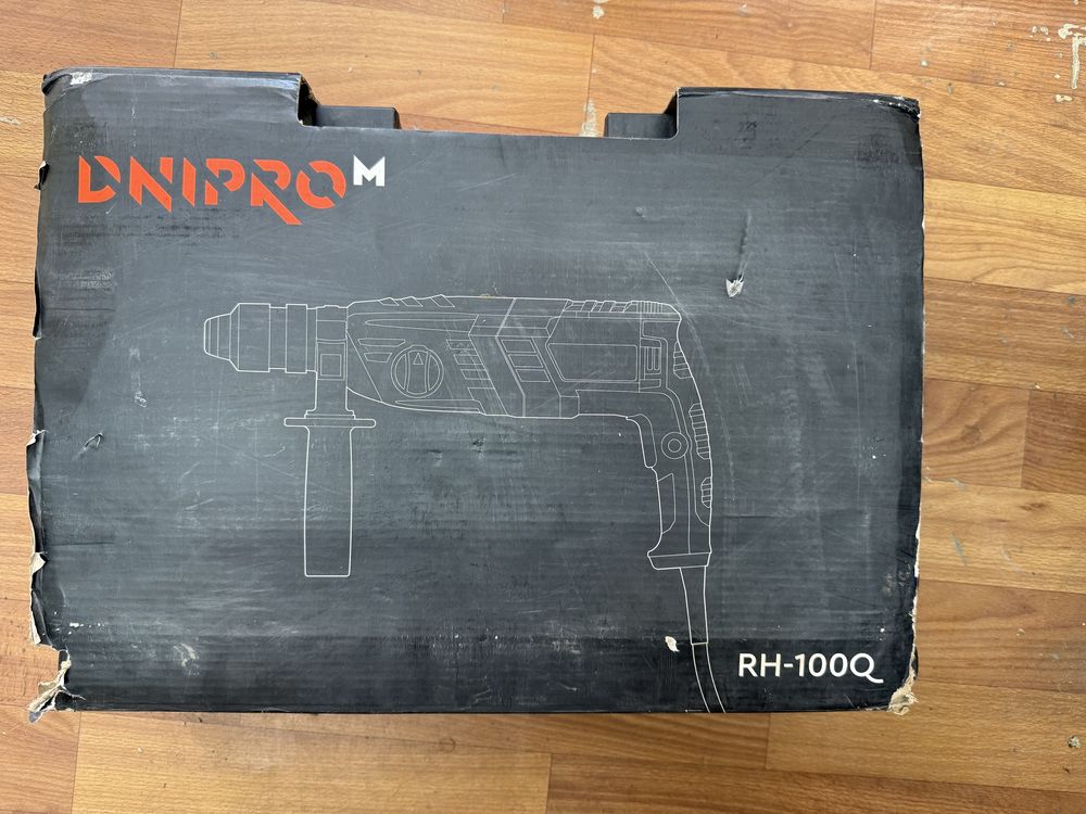 Перфоратор Dnipro-M RH-100Q Новый!!!