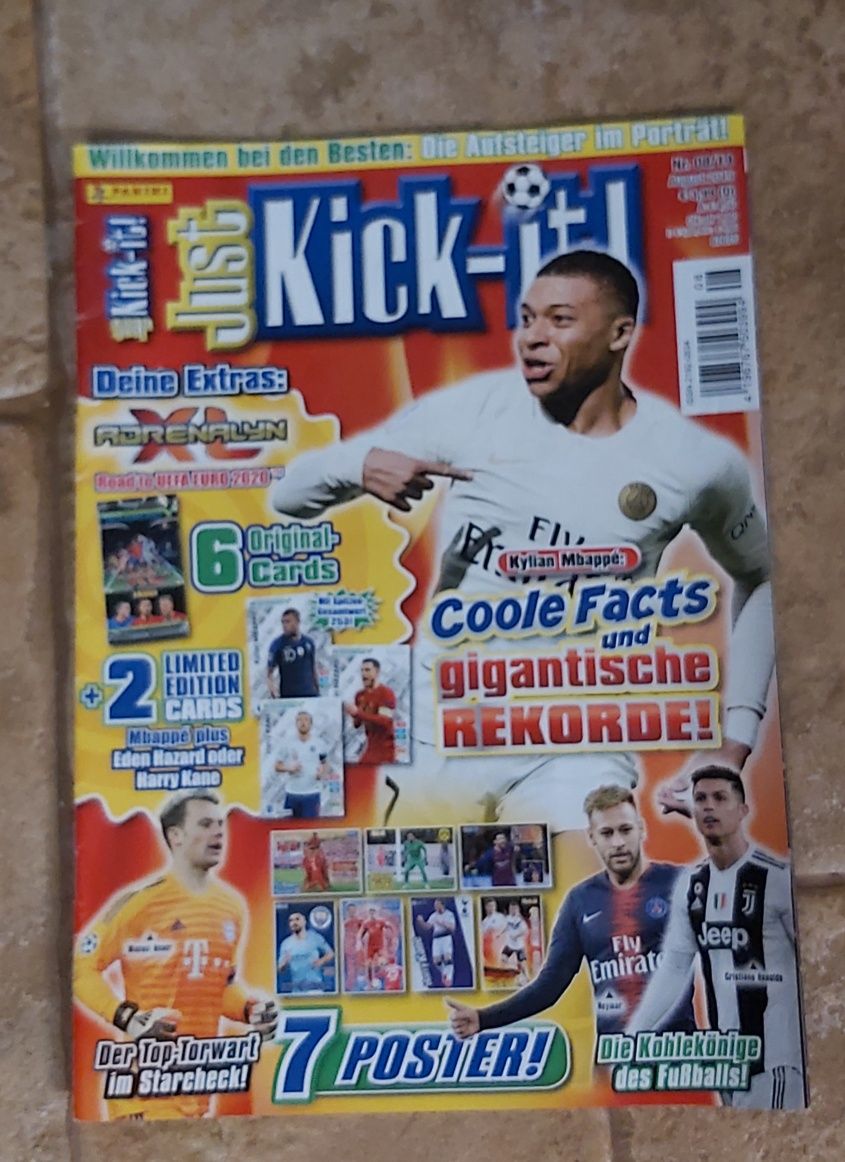 Gazetki piłkarskie Just kick it 4 szt.