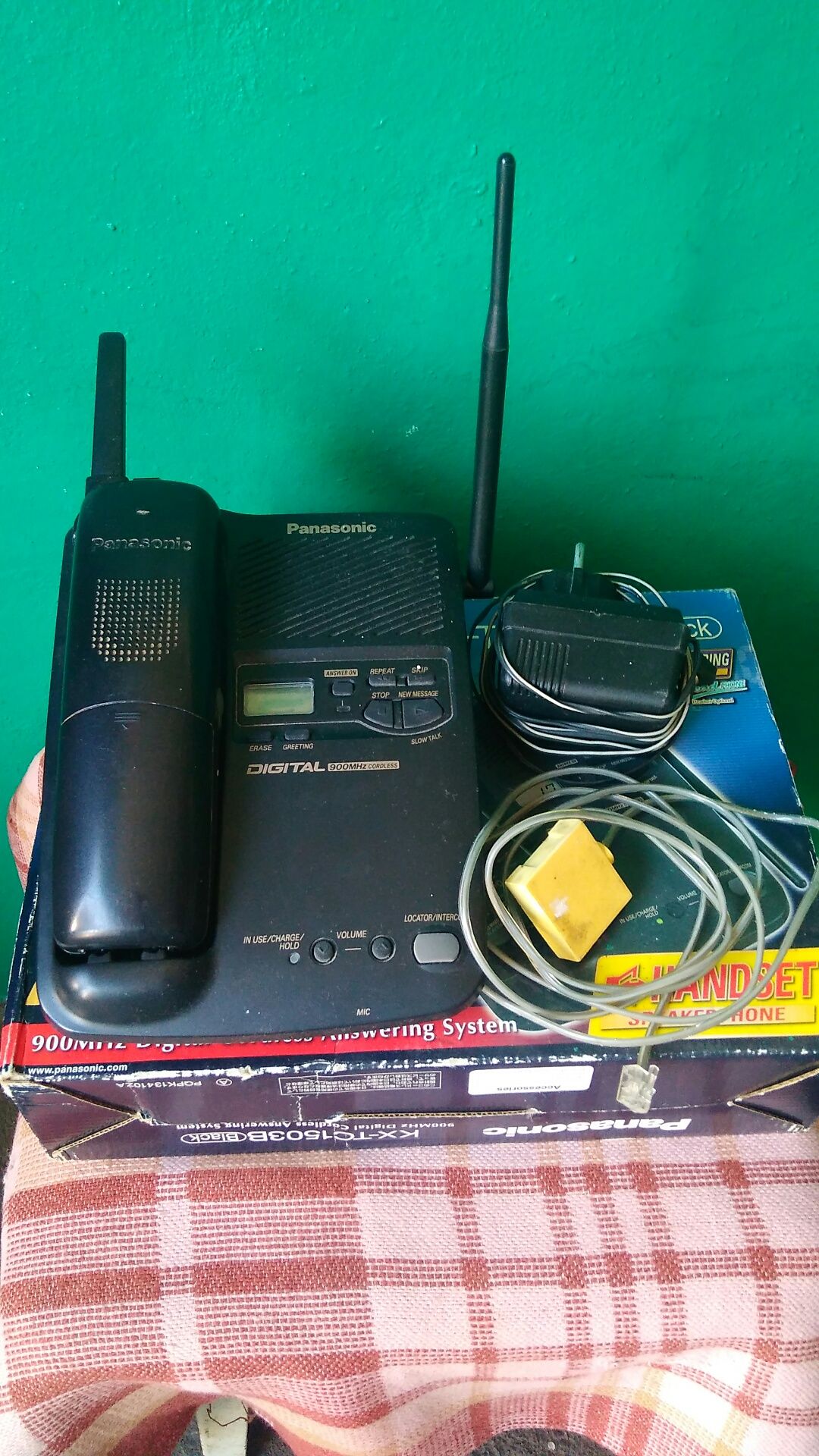 Радіотелефон з автовідповідачем Panasonic kx-tc 1503.