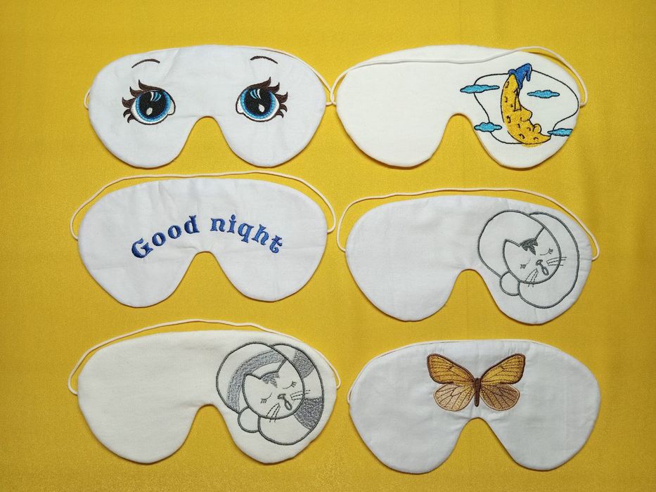 Маска для сну з вишивкою