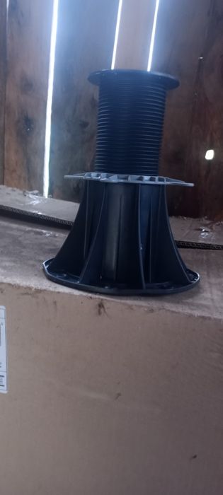 Podstawki do tarasów wentylowanych