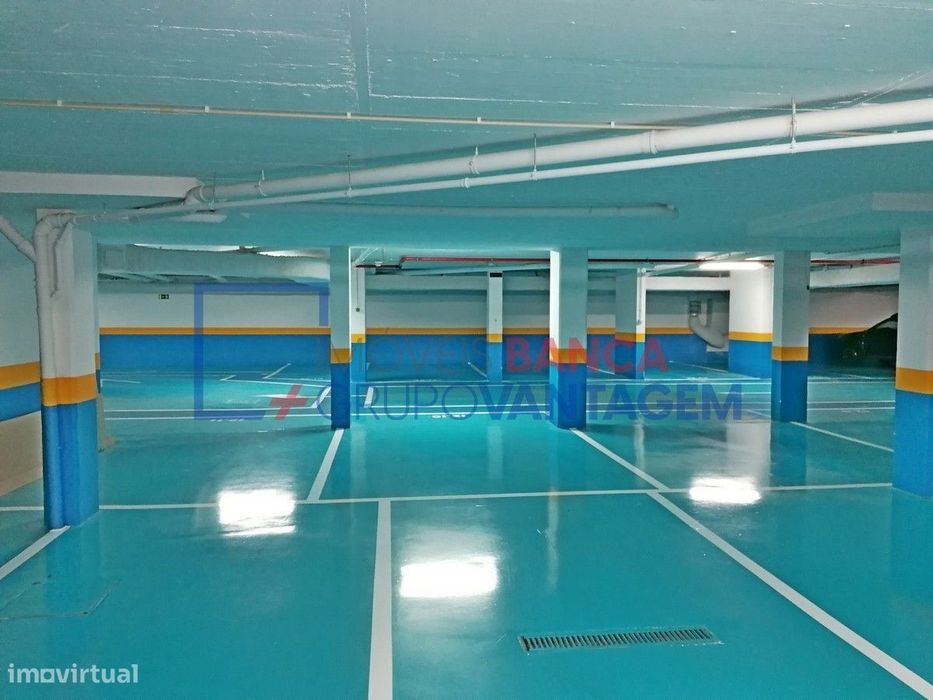 Lugar de estacionamento Santarém