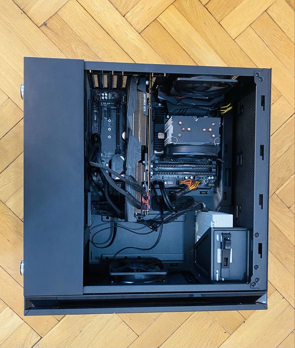 Komputer Gigabyte Gaming Z390, Intel i9, 16GB, 1.2TB, GTX 1080Ti