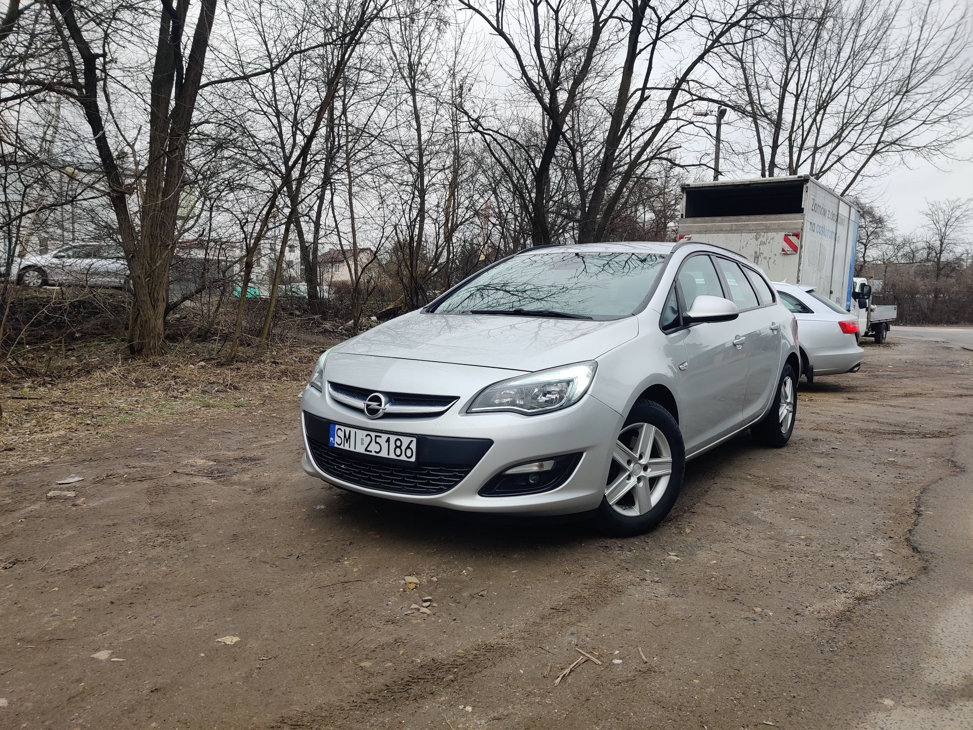 Opel Astra J SPORTS TOURER 1.6 ON. Zamiana!