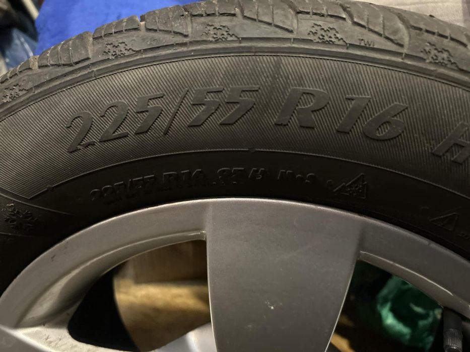 Alufelgi 16cali z oponami BMW  e 39 e 60 e 61