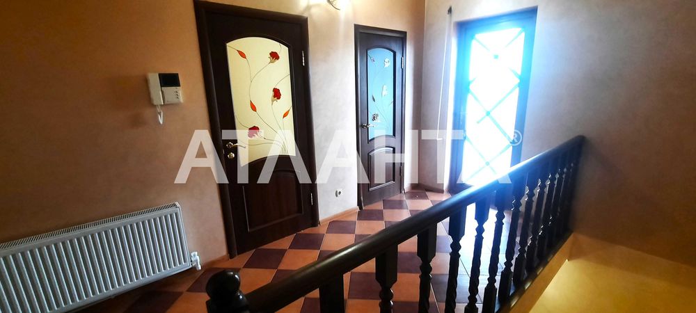 Двухэтажный дом вблизи моря в Вапнярке