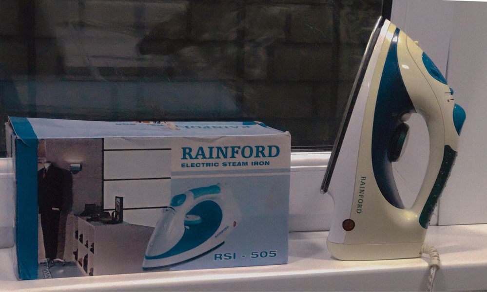 Утюг Rainford RSI-505