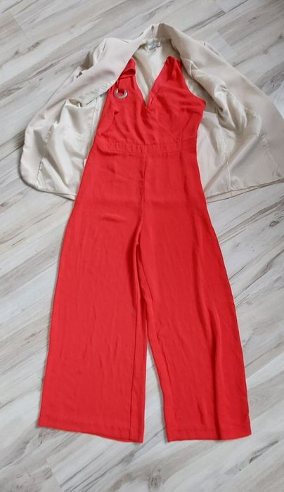 Czerwony kombinezon