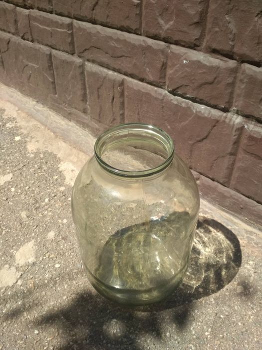 Продам бутли 3л,0,5л,1л