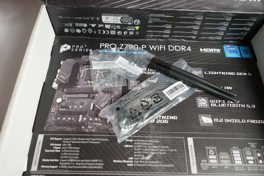 Материнська плата ASUS ROG Strix Z790-E Gaming WiFi