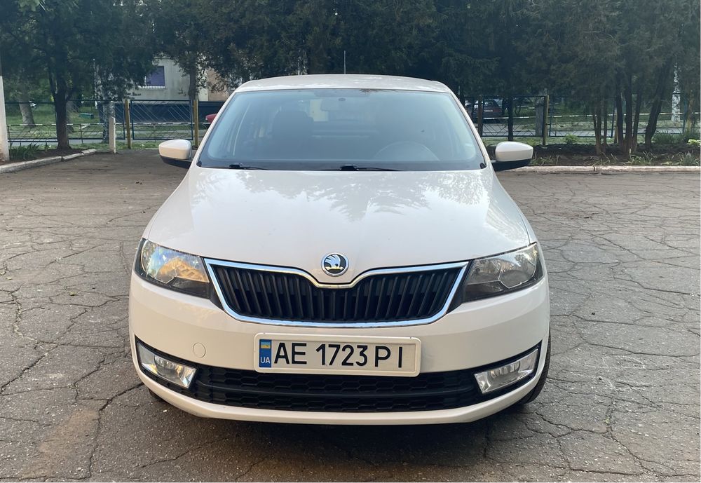 Продам Skoda Rapid 2013, обмен не интересует