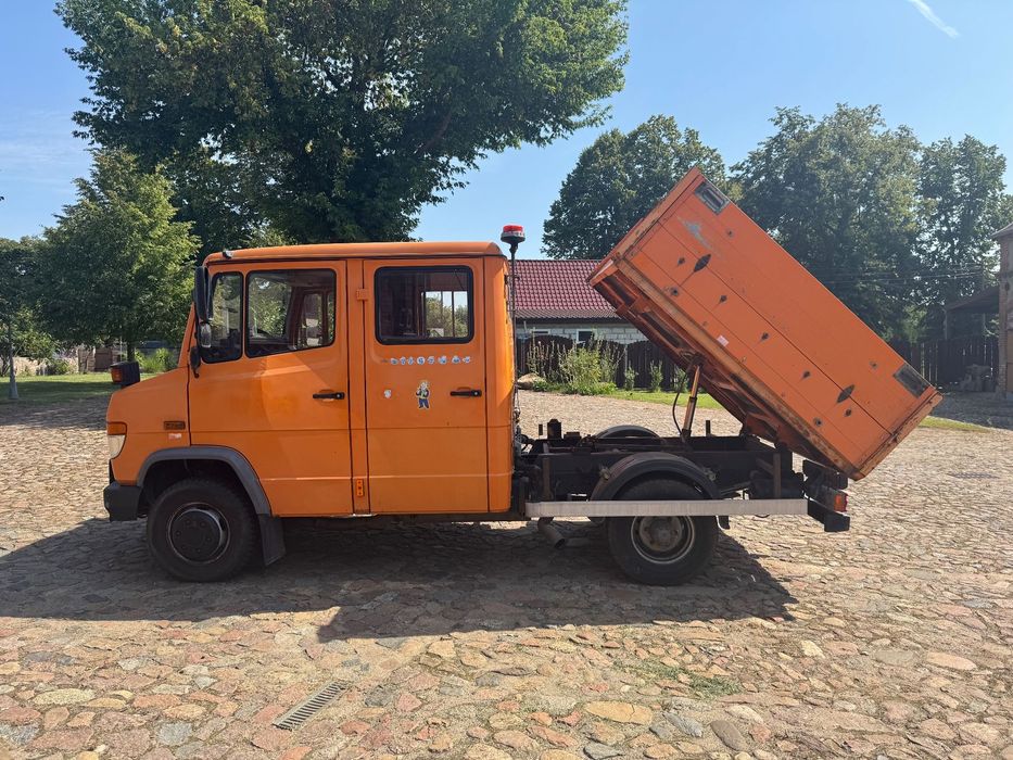 Mercedes-Benz Vario 614  Mercedes Vario 614