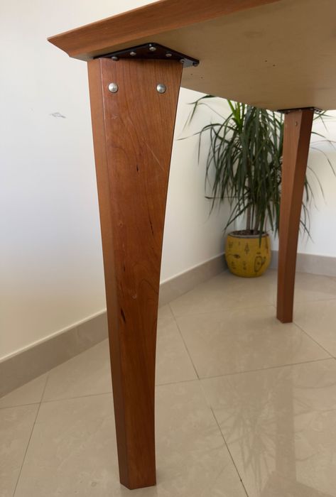 Mesa de jantar - cerejeira