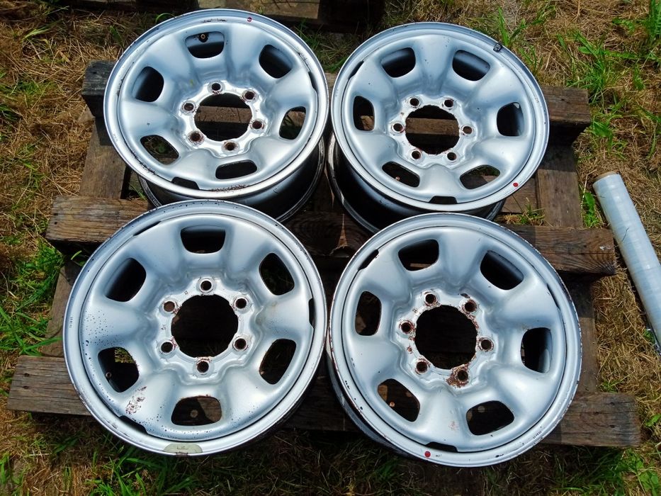 6/139.7 r15 Toyota Диски Металеві