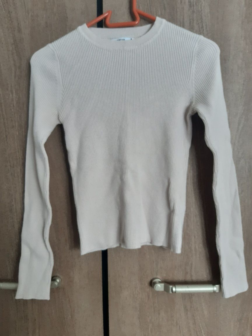 Beżowy krótki sweter sweterek elastyczny Reserved rozmiar M