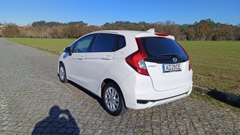 Honda Jazz confort + NAVI