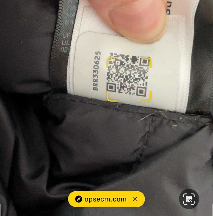 The North Face 550 Kurtka puchowa czarna L 40 xl pikowana