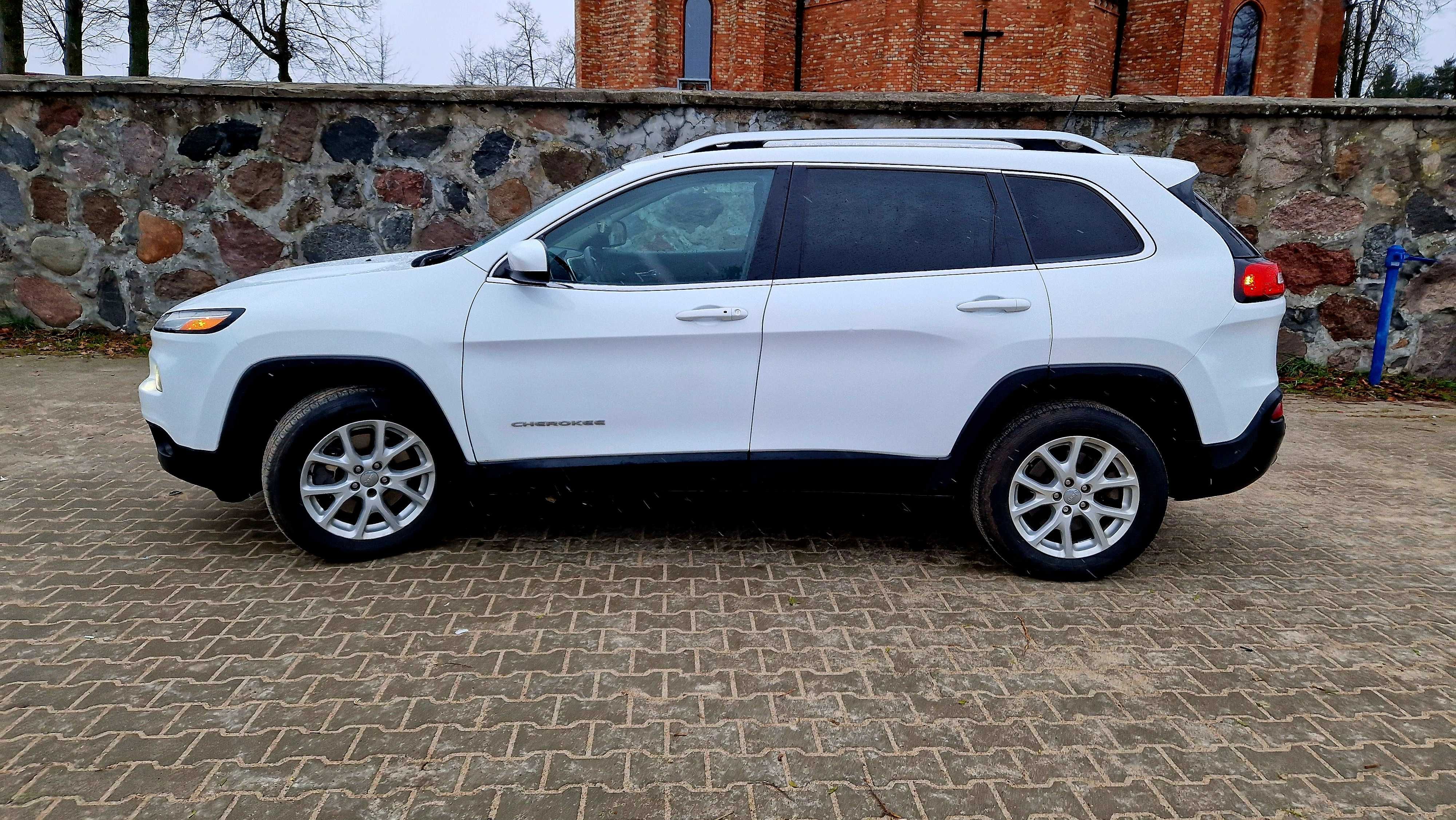 JEEP CHEROKEE 3.2 V6 2018r - Super Stan Bezwypadkowy