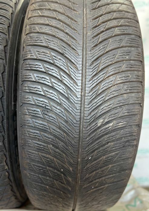 Скад шин б/в. 245/50 R19 Michelin Pilot Alpin PA5