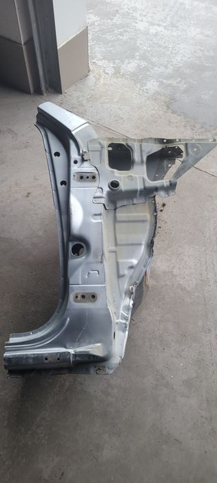 Стойка кузова передняя правая Toyota Prado 120