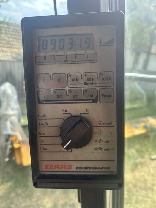 Комбайн Claas MEGA 208