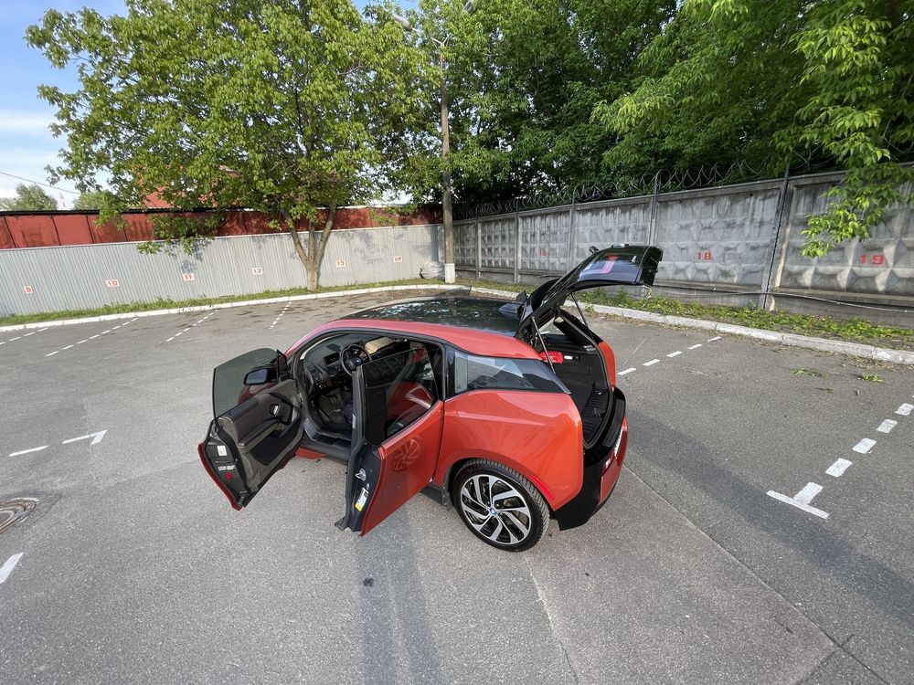 BMW I3 REX RangeExtender (електричний гібрид)