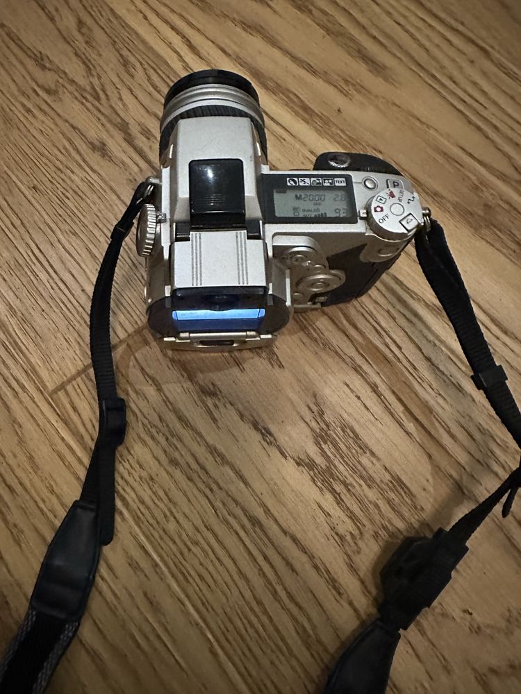 Minolta Dimage 7i, 5,0 Mega Pixels