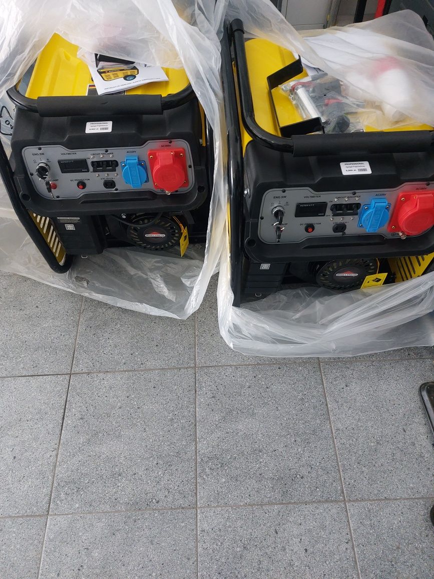 Agregat Prądotwórczy 2szt  3 fazy, 7.3 kw, Brigs, nowy, na kółkach,