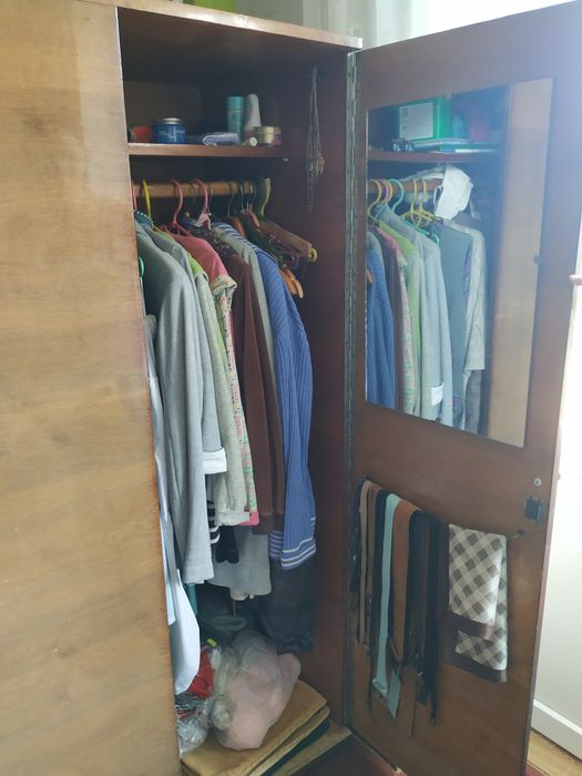 Лакована шафа, меблі в спальню, трьох дверна шафа