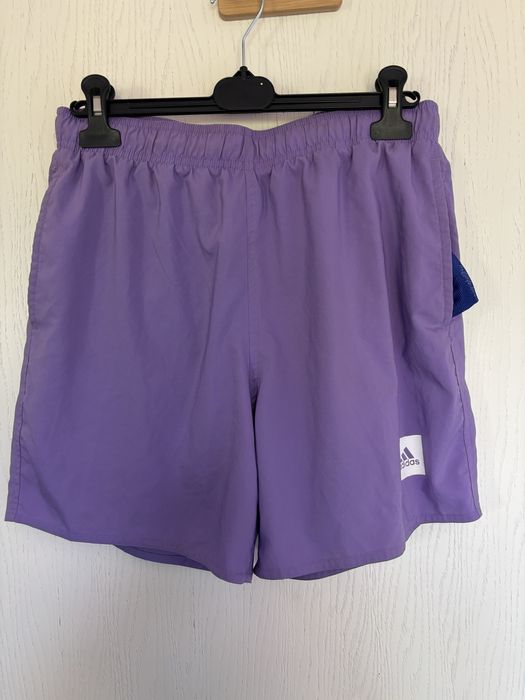 Lawendowe spodenki sportowe adidas w bardzo dobrym stanie uniwersalne