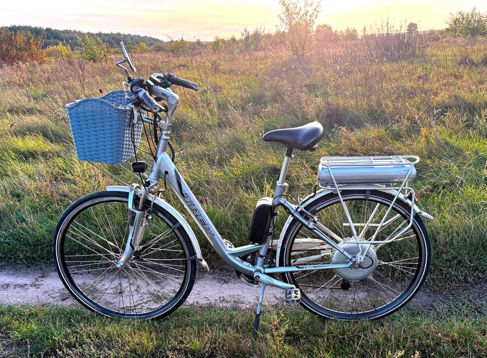 Електровелосипед шосейний TREK NAVIGATOR 48V : 500W
