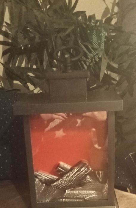 Wystrój wnętrza, lampka,atrapa kominka,nowa