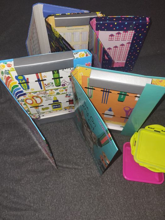 Канцелярия новая в школу