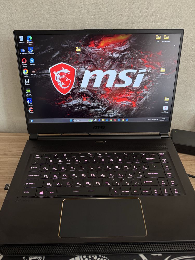 MSI 240Hz DDR6 256bit 32gb + m2 512gb оперативки Игровой ноутбук