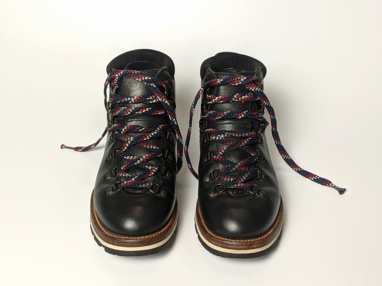 Moncler Blanche Ankle Hiking Boots
4500 грн