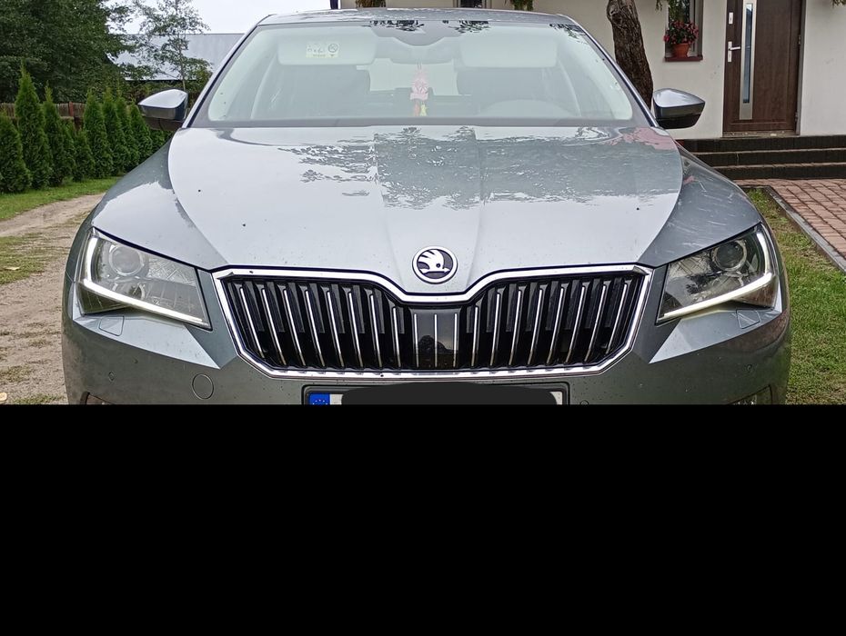Skoda Superb 2016, 1.8L, benzyna, automat